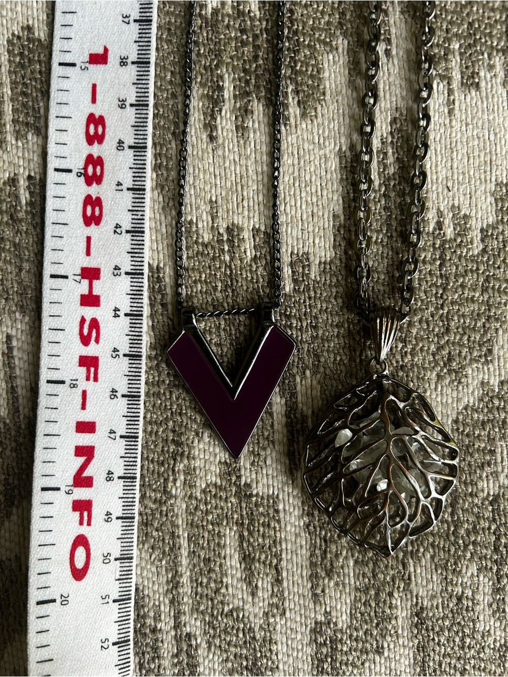 Long chain 44cm - Purple V-Shaped Pendant Necklace and a Leaf necklace